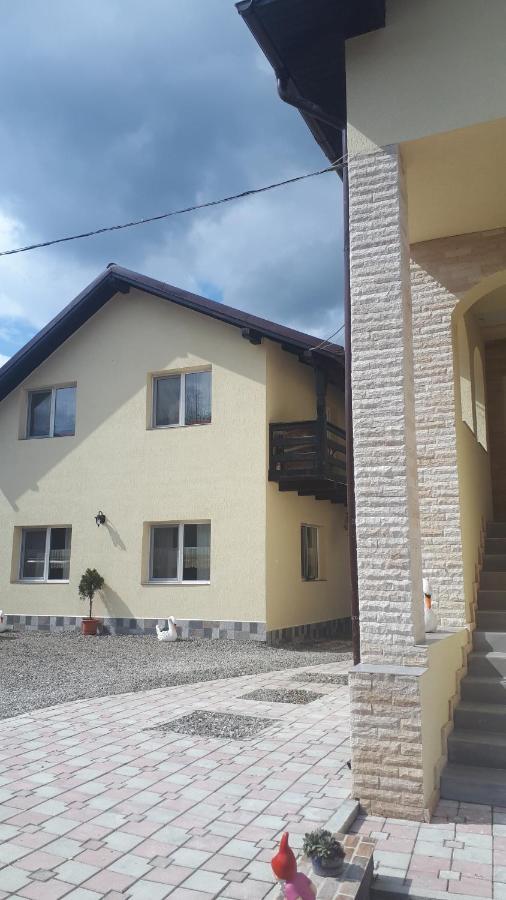 Pensiunea Casa Godja Valeni  Luaran gambar
